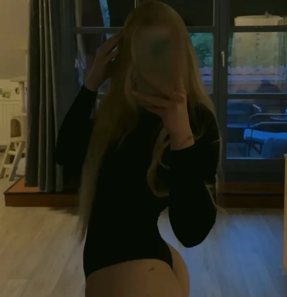Dilara, 23