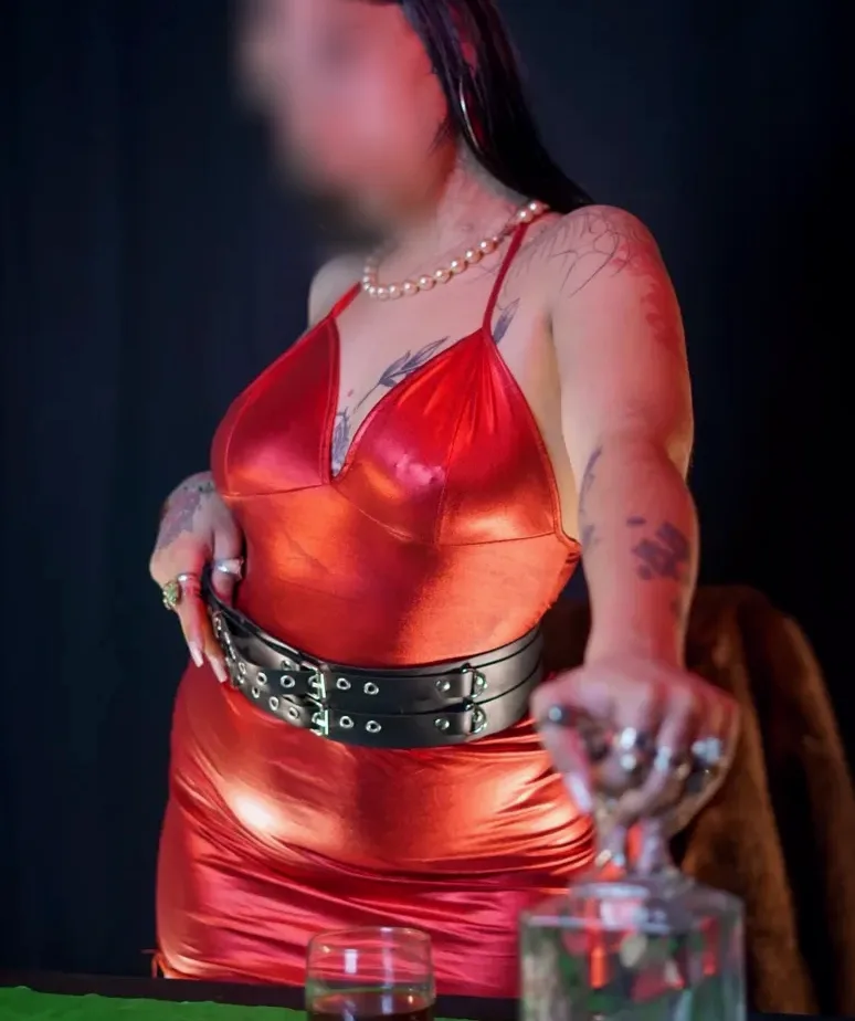Emily, 31