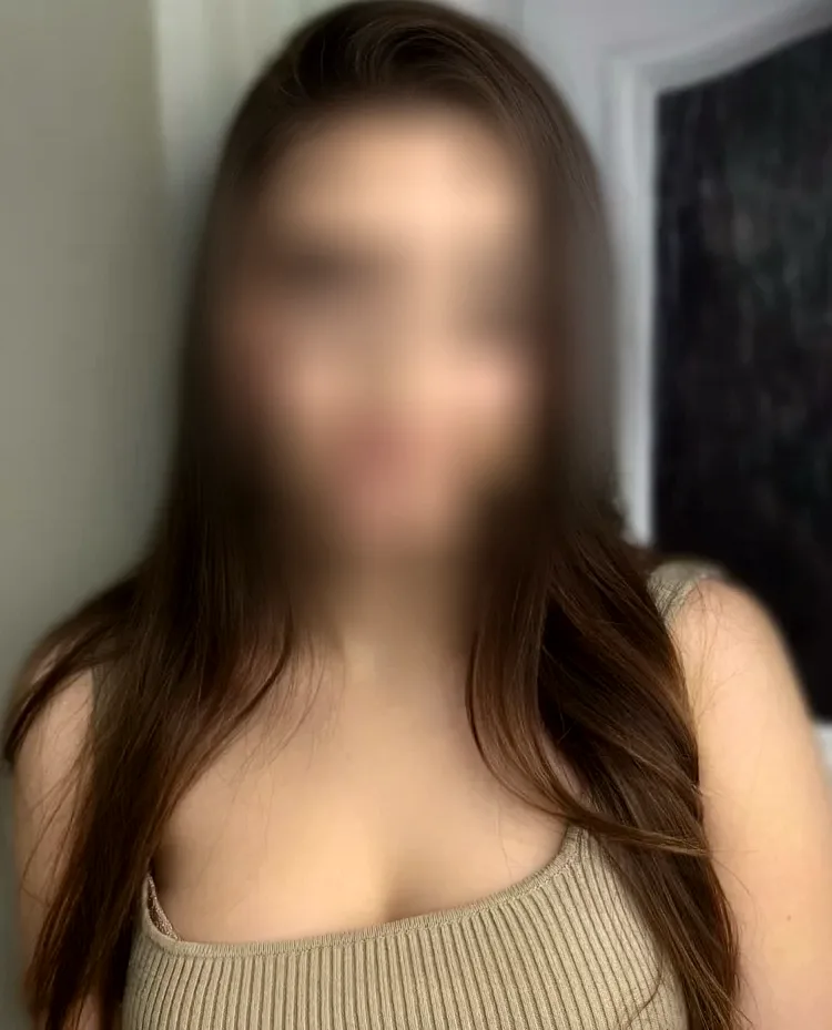 Hanna, 22