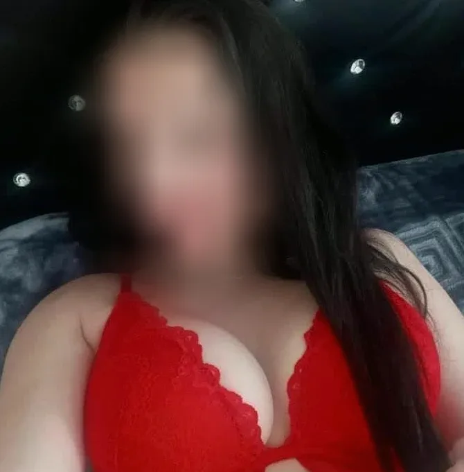 Jacqueline, 35
