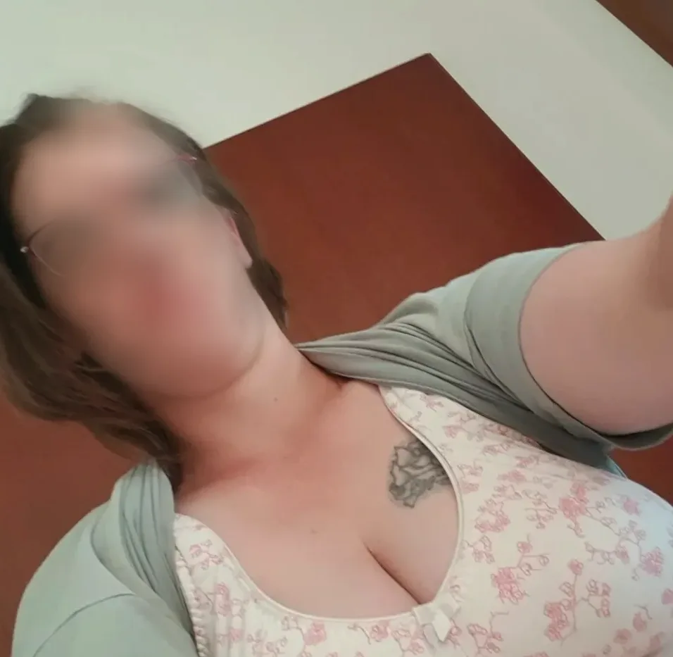 Mira, 35