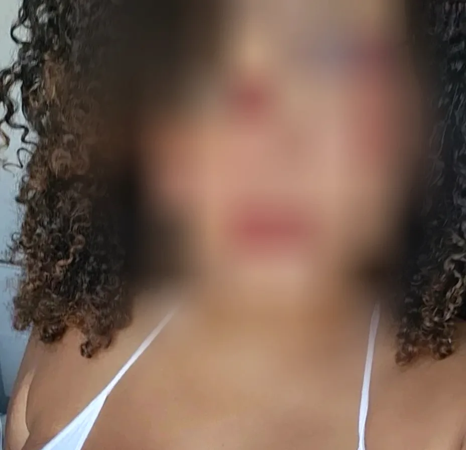 Sophia, 33